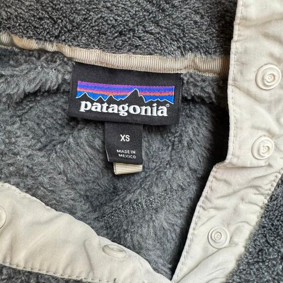 Women's Patagonia Re-Tool Snap-T Pullover Fleece Gray Beige XS - Picture 5 of 8